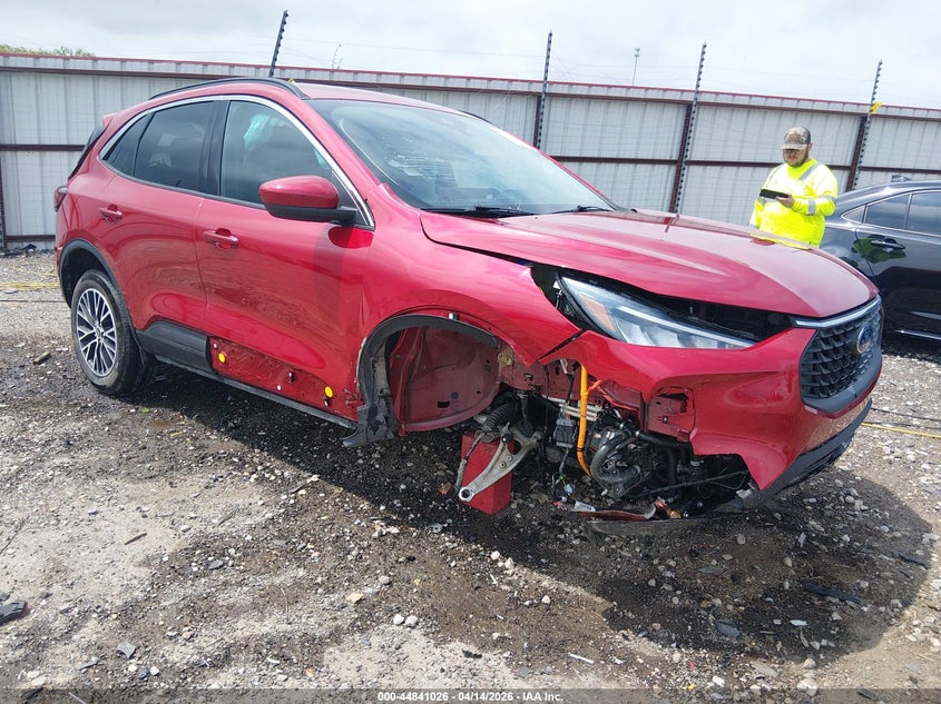2024 Ford Escape 2.5 Phev red Lot 111044841026 Vin 1FMCU0E11RUA87718