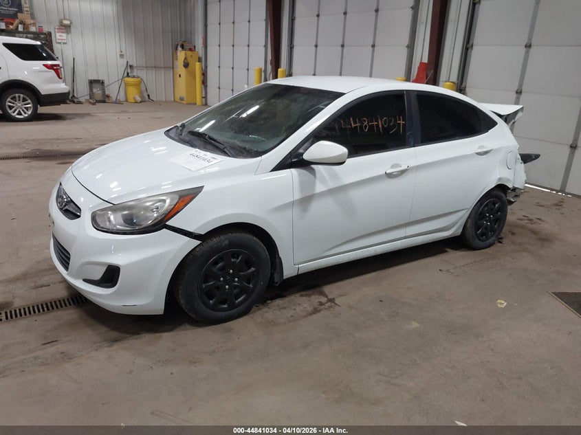 KMHCT4AE9CU209302 2012 Hyundai Accent 1.6 Gls white