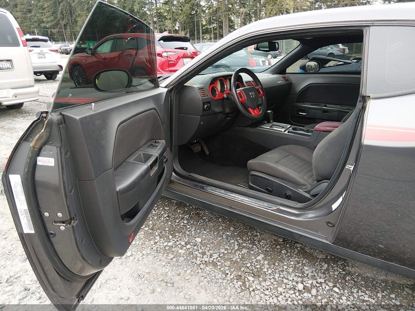 2014 Dodge Challenger Sxt