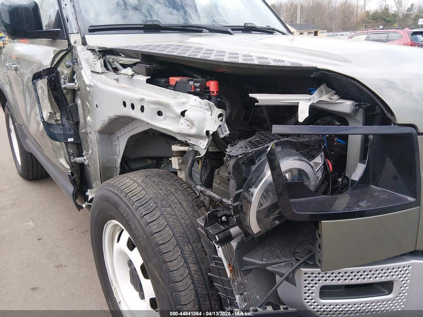 2023 Land Rover Defender 90 S VIN: SALEJ6EX4P2124551 Lot: 44841064