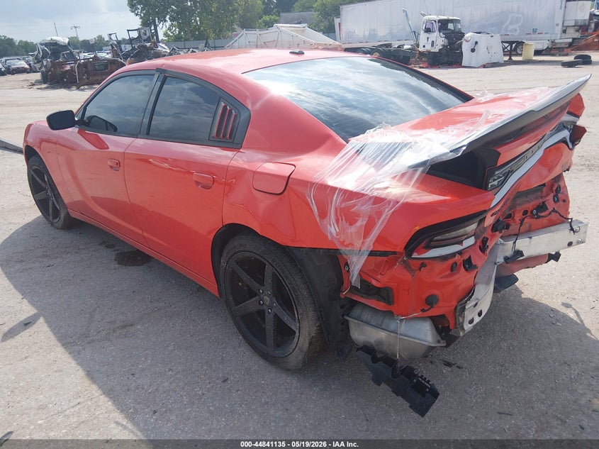 Vin: 2c3cdxbg1jh313628, lot: 45338443, dodge charger sxt rwd 20183