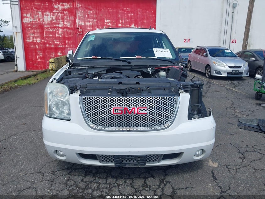 2010 GMC Yukon Denali VIN: 1GKUKEEF2AR197695 Lot: 44841149