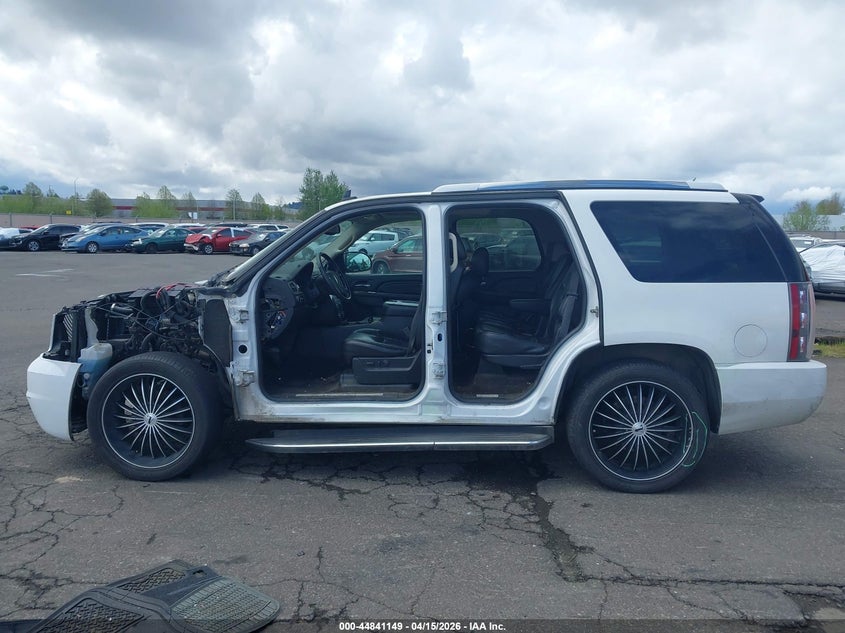2010 GMC Yukon Denali VIN: 1GKUKEEF2AR197695 Lot: 44841149