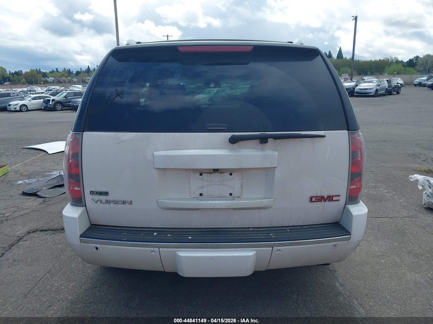 2010 GMC Yukon Denali VIN: 1GKUKEEF2AR197695 Lot: 44841149
