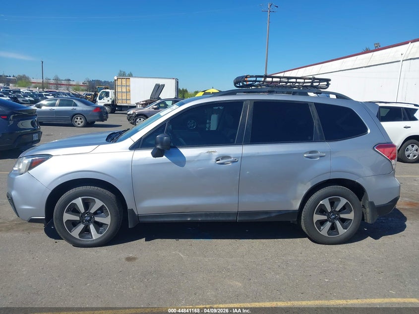 2017 Subaru Forester 2.5I Premium VIN: JF2SJAECXHH456732 Lot: 44841168