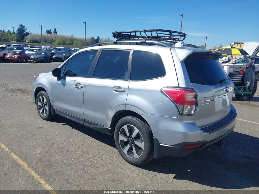 2017 SUBARU FORESTER auction photo 3