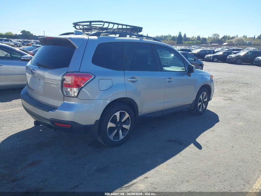 2017 SUBARU FORESTER auction photo 4