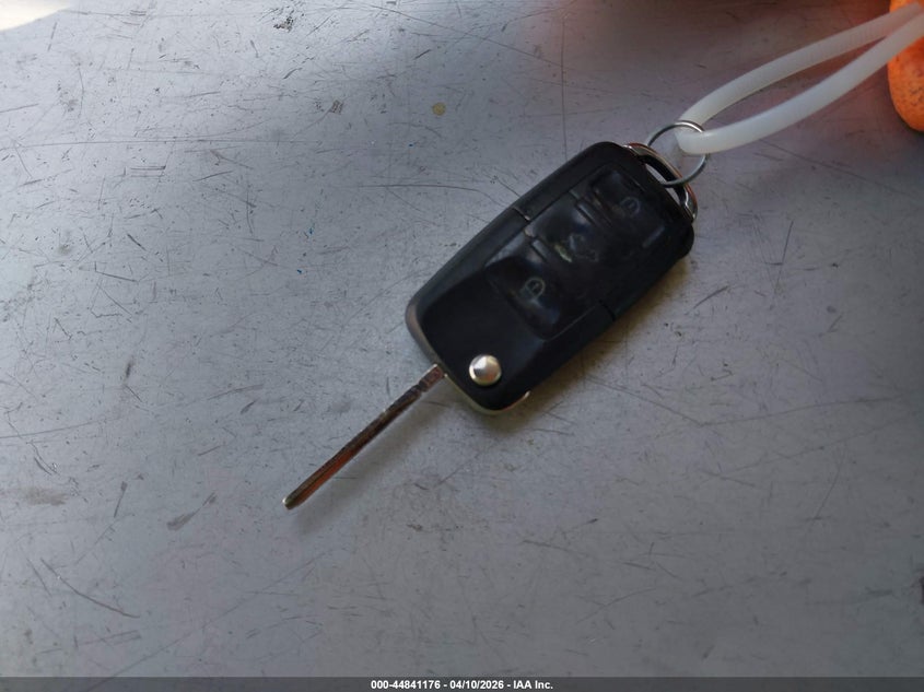 2001 Volkswagen New Beetle Gls VIN: 3VWCK21C61M441199 Lot: 44841176