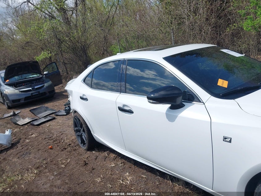 JTHCF1D27F5020317 2015 Lexus Is 2.5 Is 250 Crafted Line white