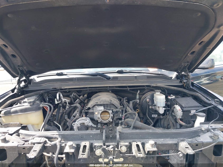 2019 GMC Yukon Xl Slt VIN: 1GKS2GKC8KR165672 Lot: 44841204