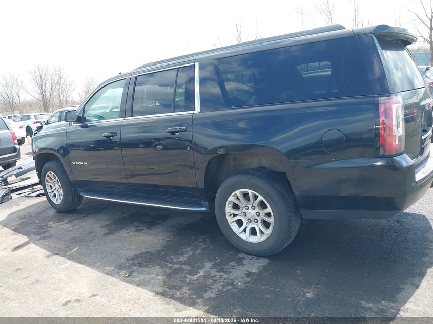 2019 GMC Yukon Xl Slt VIN: 1GKS2GKC8KR165672 Lot: 44841204