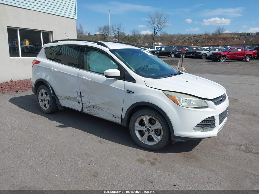 Vin: 1fmcu9gx0fuc89676, lot: 45338521, ford escape se 2015 img_1