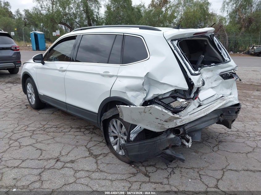 2019 VOLKSWAGEN TIGUAN auction photo 3