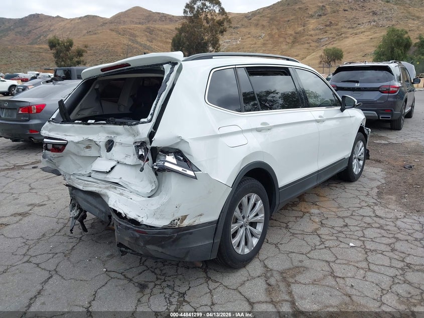 2019 VOLKSWAGEN TIGUAN auction photo 4
