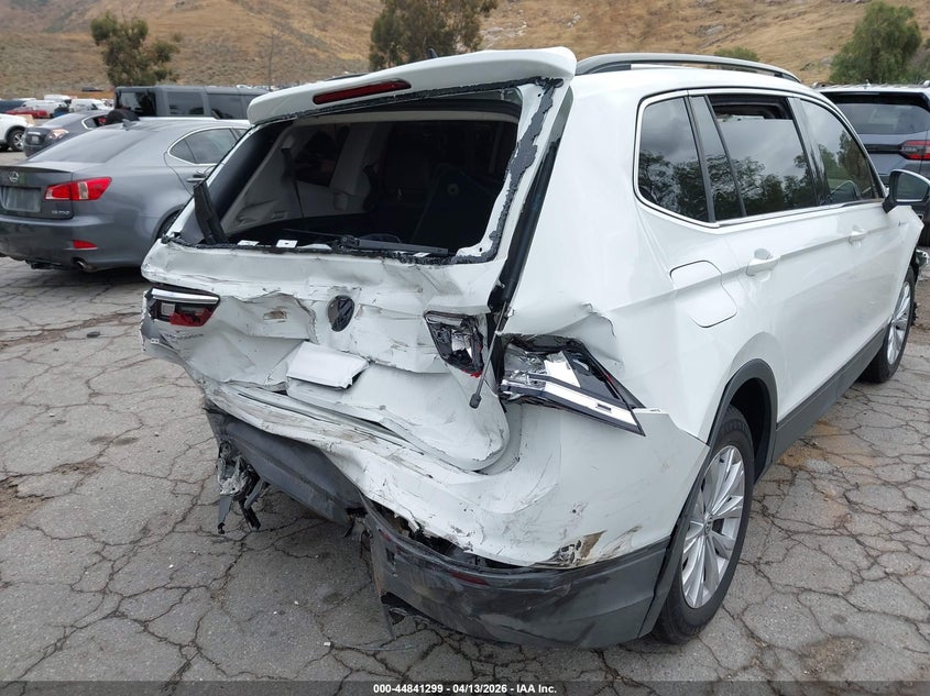 2019 VOLKSWAGEN TIGUAN auction photo 6