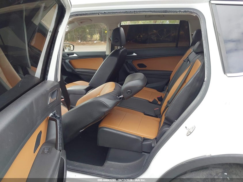 2019 VOLKSWAGEN TIGUAN auction photo 8
