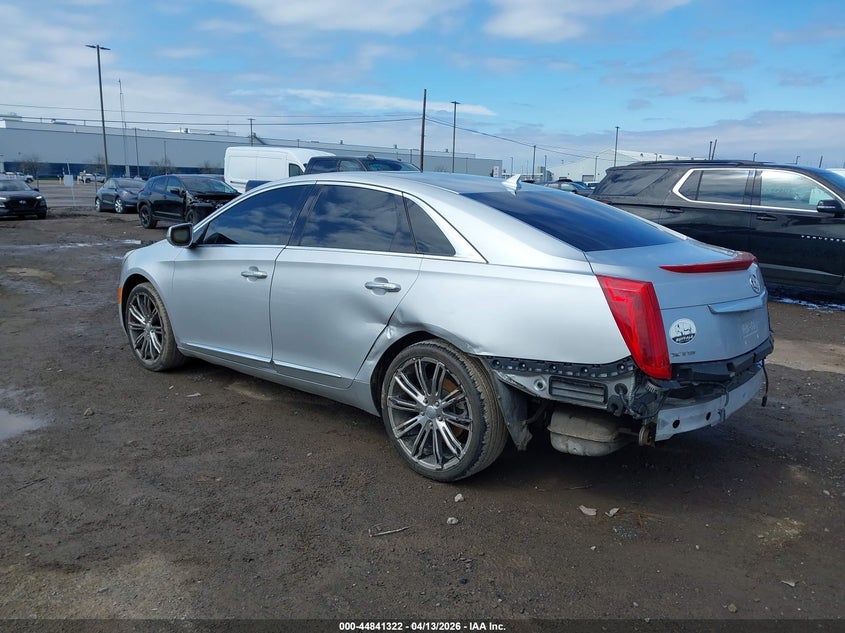 2013 Cadillac Xts 3.6 Xts Luxury silver Lot 111044841322 Vin 2G61P5S35D9127720