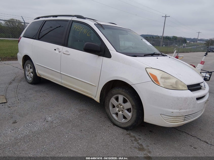 2005 Toyota Sienna Le