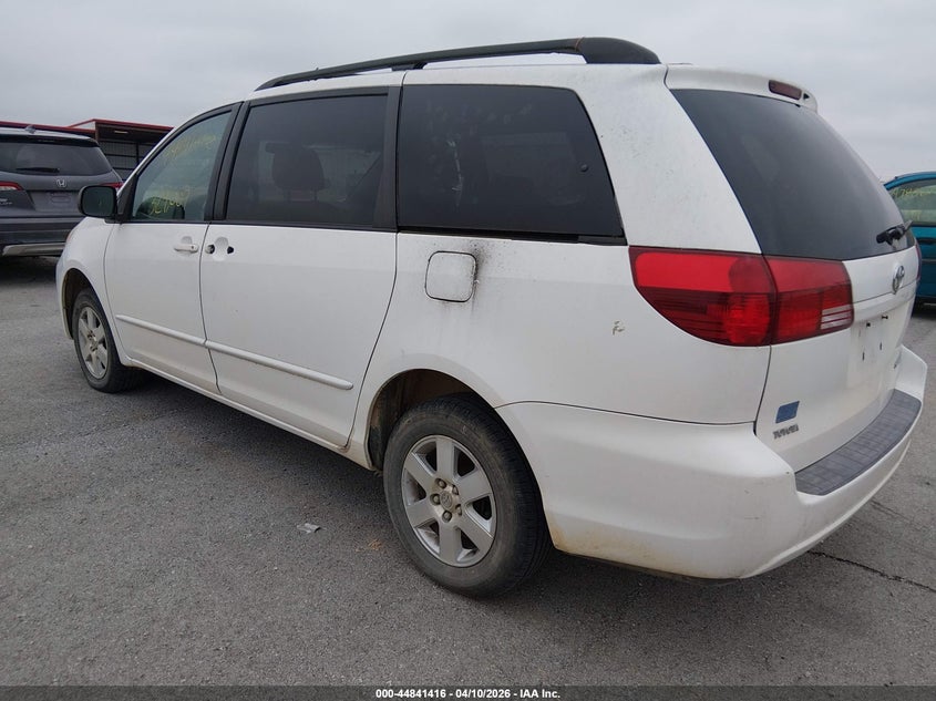 2005 Toyota Sienna Le