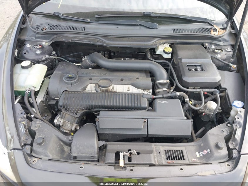 2013 Volvo C70 T5 VIN: YV1672MC8DJ143360 Lot: 44841544