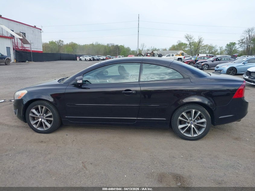 2013 Volvo C70 T5 VIN: YV1672MC8DJ143360 Lot: 44841544