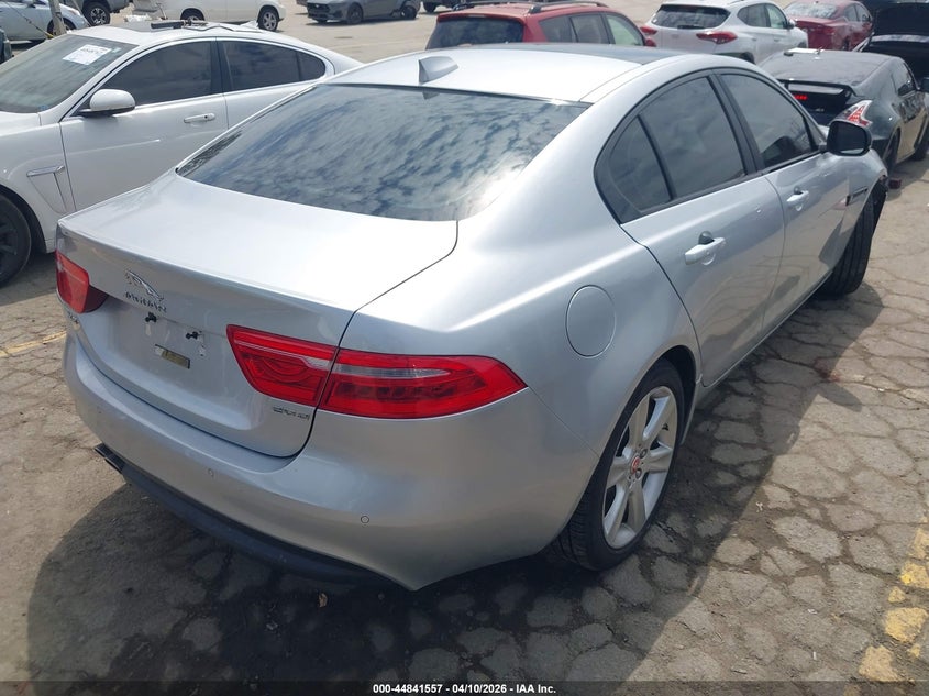 2017 Jaguar Xe 20D Prestige