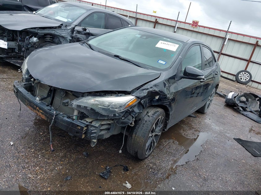 2019 Toyota Corolla Se 5YFBURHE0KP894172 photo 1