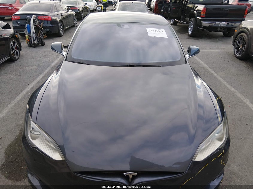 2016 Tesla Model S 60D/70D/75D/85D/90D VIN: 5YJSA1E2XGF127873 Lot: 44841594