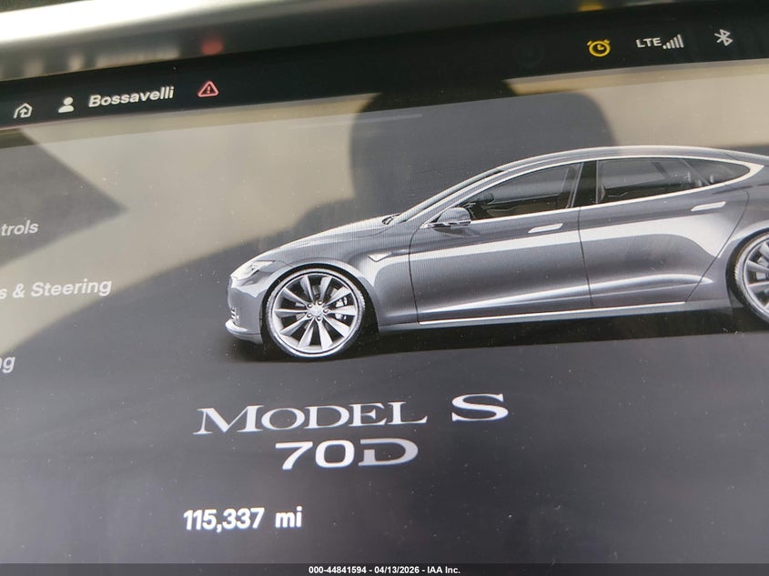 2016 Tesla Model S 60D/70D/75D/85D/90D VIN: 5YJSA1E2XGF127873 Lot: 44841594