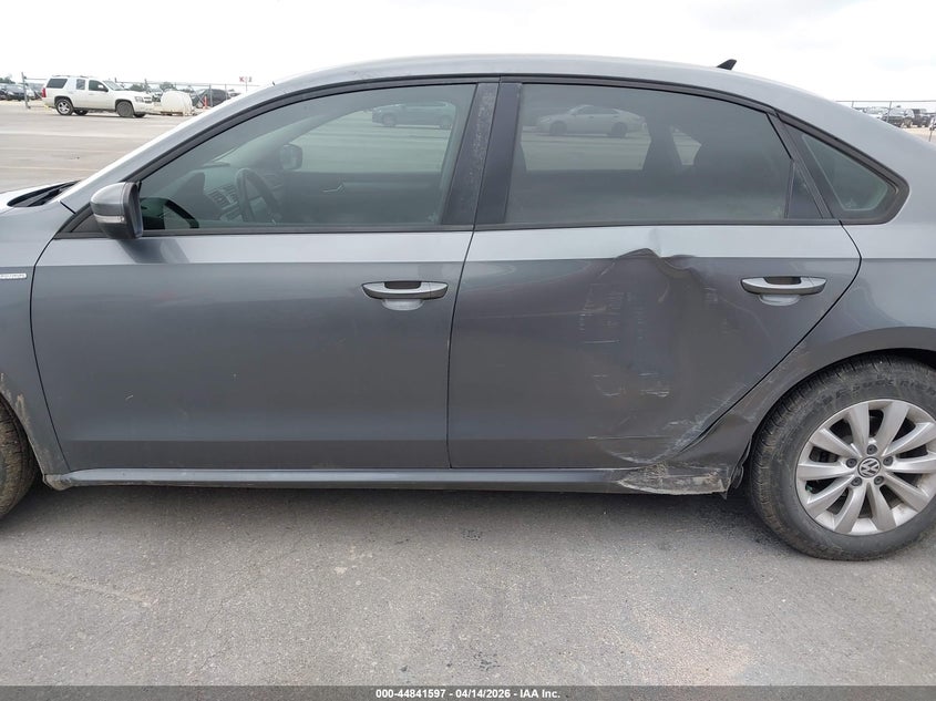 2014 Volkswagen Passat 1.8T Wolfsburg Edition VIN: 1VWAS7A36EC092931 Lot: 44841597