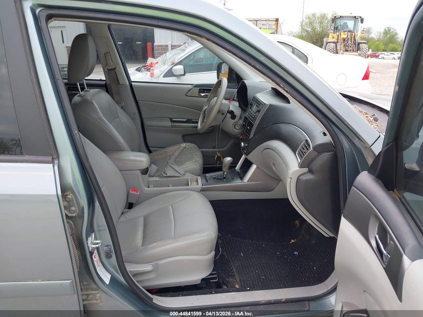 2011 Subaru Forester 2.5 2.5X Premium turquoise Lot 111044841599 Vin JF2SHBCC7BH782337