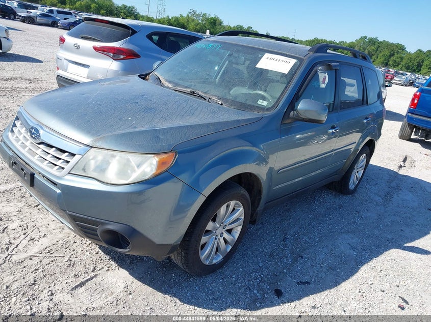 2011 Subaru Forester 2.5x Premium JF2SHBCC7BH782337 photo 1