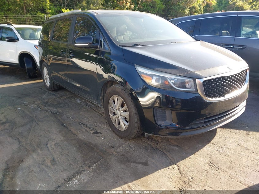 2017 Kia Sedona Lx