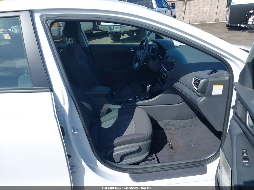 2018 Hyundai Ioniq Hybrid Blue