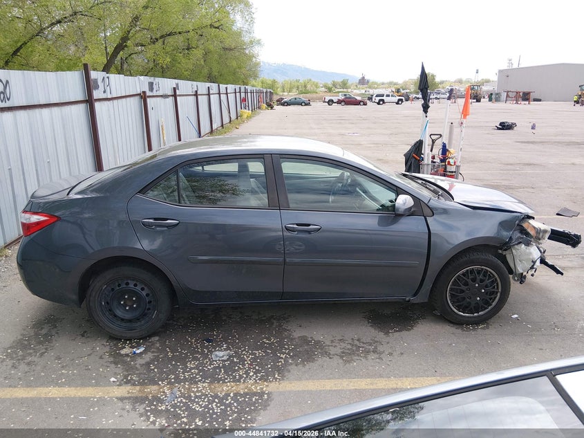 2015 Toyota Corolla Le VIN: 5YFBURHE0FP357825 Lot: 44841732