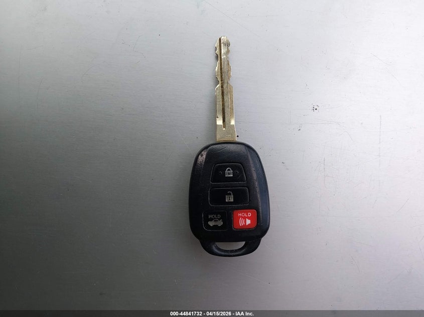 2015 Toyota Corolla Le VIN: 5YFBURHE0FP357825 Lot: 44841732