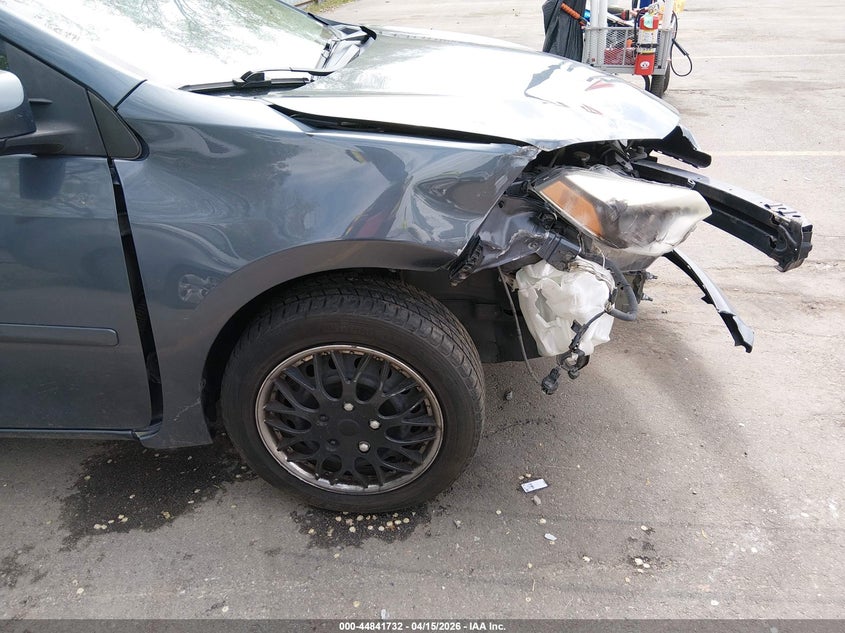 2015 Toyota Corolla Le VIN: 5YFBURHE0FP357825 Lot: 44841732