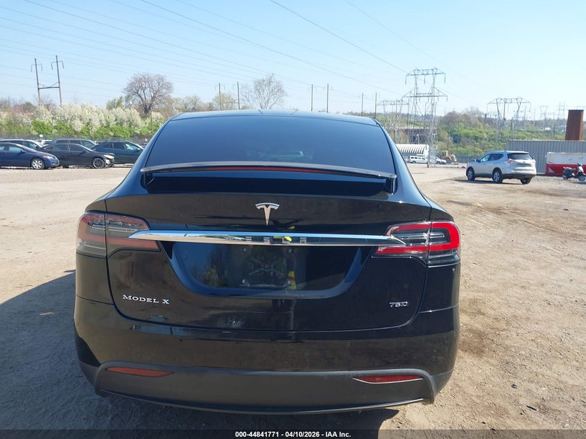 2017 Tesla Model X VIN: 5YJXCDE24HF052946 Lot: 44841771