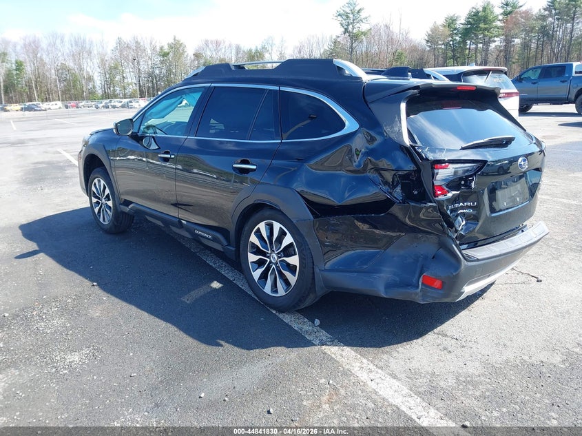 2025 Subaru Outback Touring