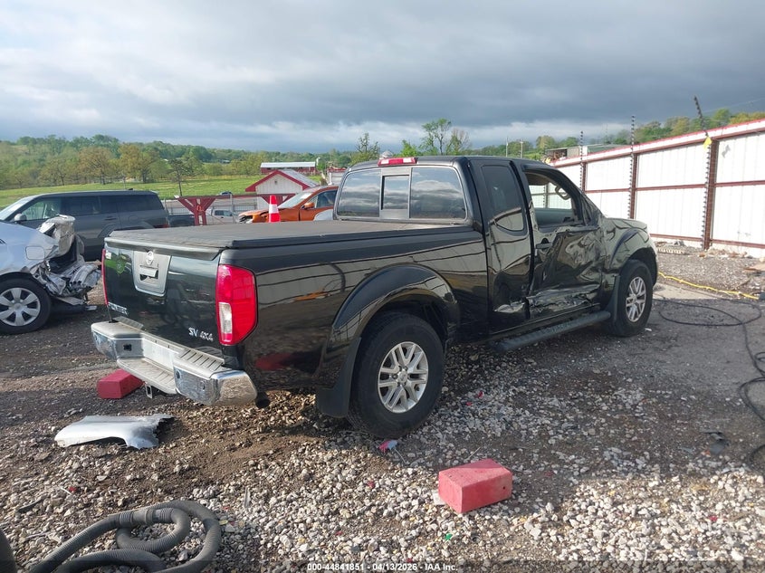 2015 Nissan Frontier Pro-4X/Sv