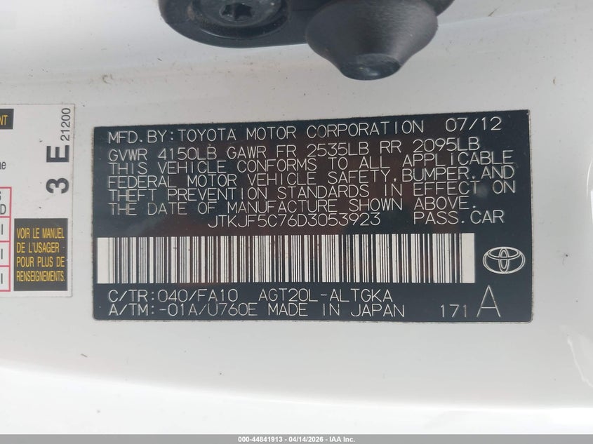 JTKJF5C76D3053923 2013 Scion Tc 2.5 white