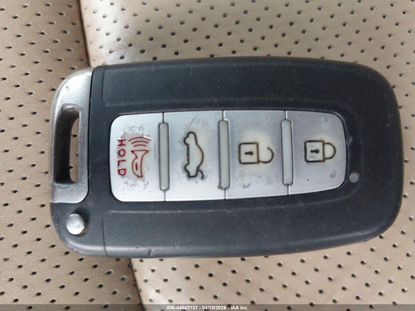 2010 Hyundai Genesis 4.6 VIN: KMHGC4DF7AU070614 Lot: 44842137