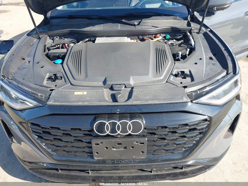 2024 Audi Q8 E-Tron Prestige Quattro VIN: WA16ABGE9RB007688 Lot: 44842220