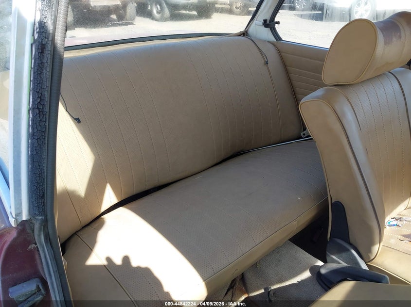 1975 BMW 2 Series VIN: 2381371 Lot: 44842224