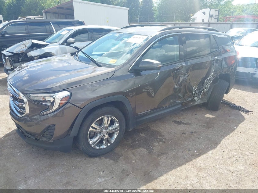 2019 GMC TERRAIN auction photo 2