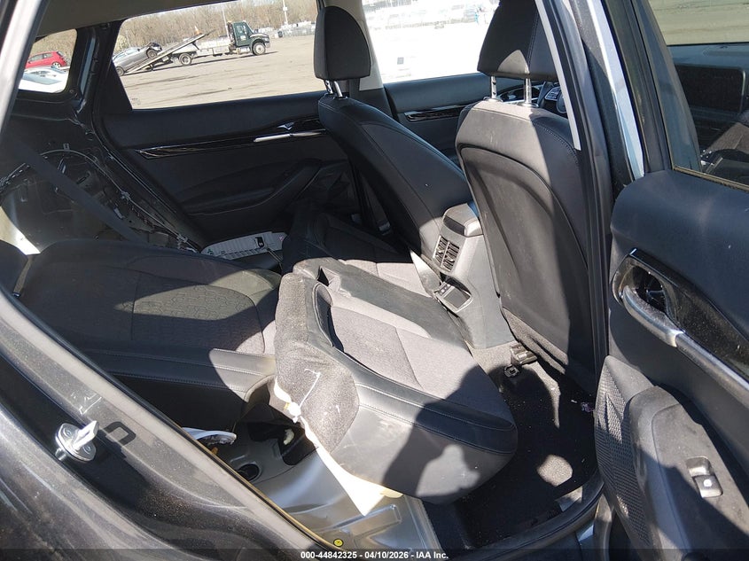 2024 KIA SELTOS auction photo 8