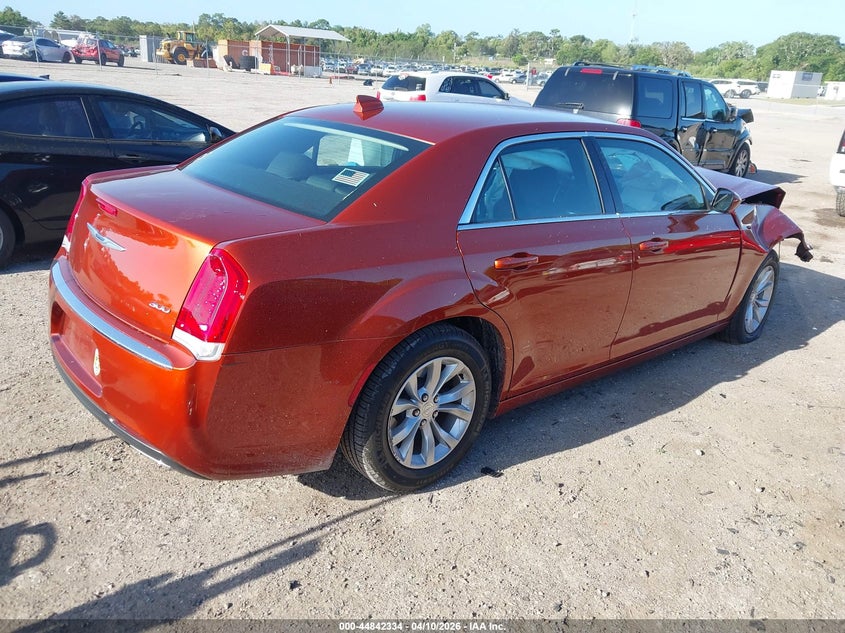 2021 Chrysler 300 Touring