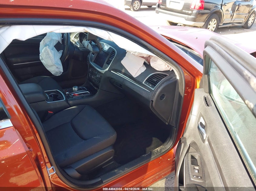 2021 Chrysler 300 Touring