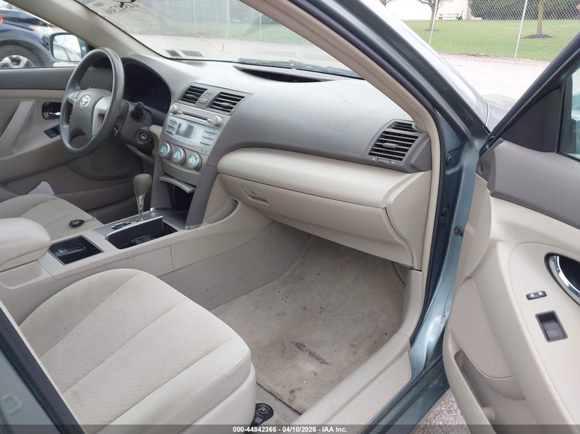 2007 Toyota Camry Le