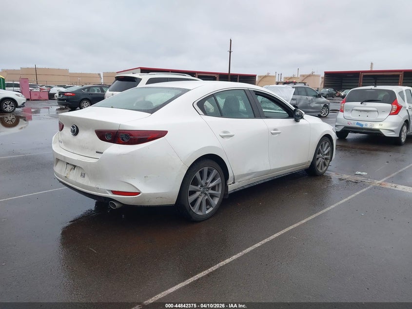 3MZBPACL2MM250548 2021 Mazda 3 2.5 Preferred white